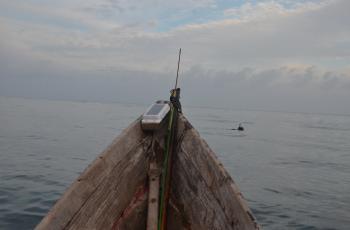 Installation of vessel monitoring systems on small-scale fishing boats in Timor-Leste. photo by Joctan Dos Reis Lopes, WorldFish.