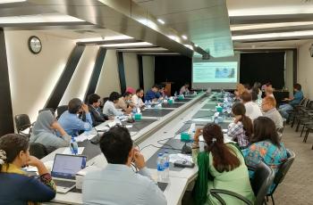 Journalists from 15 news organizations attended an interactive media session on aquatic food systems reporting organized by WorldFish and the Bangladesh Agricultural Journalists Forum. Photo by Shaikh Shahrukh Farhan